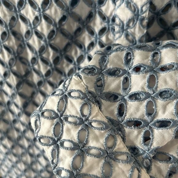 Samuel Dong Eyelet Cutout Button Down Long Sleeve Blouse, Blue White Sz Medium - Picture 5 of 16